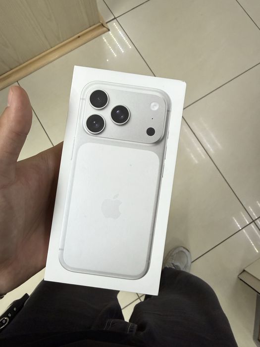 Продам iphone/айфон 17 pro