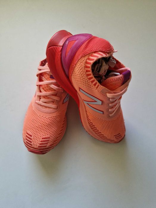 New Balance FuelCell Echo оригинални маратонки
