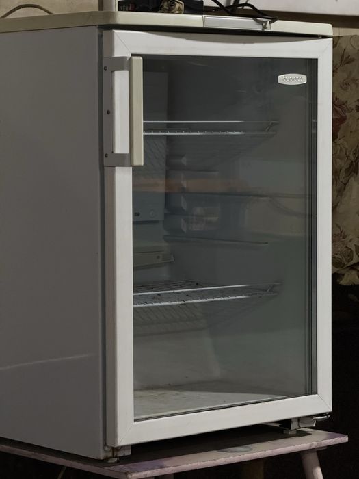 Продам холодильник