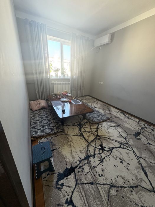 Продается 2-комнатная квартира