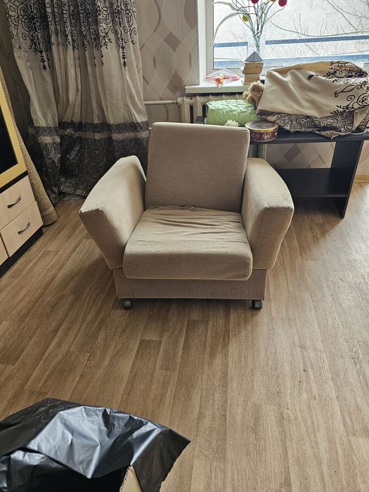 Диван и 2 кресла