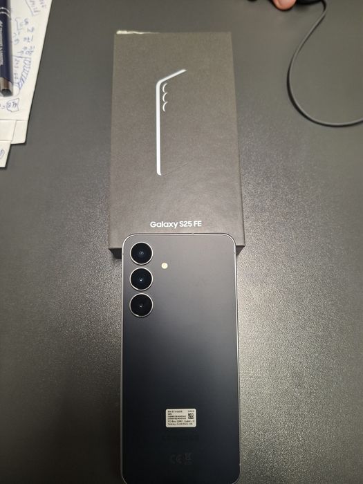 Samsung S25 FE  256 GB
