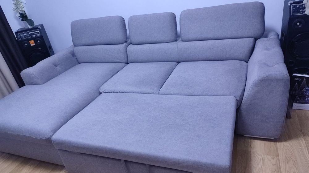 Vind canapea in stare foarte buna!!