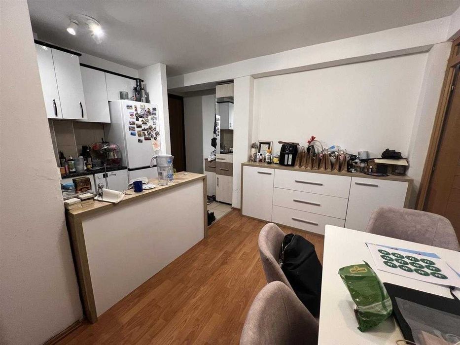 Дава се под наем Двустаен апартамент в Бургас, Лазур - 57 кв.м за 219.3 € - Снимка #2