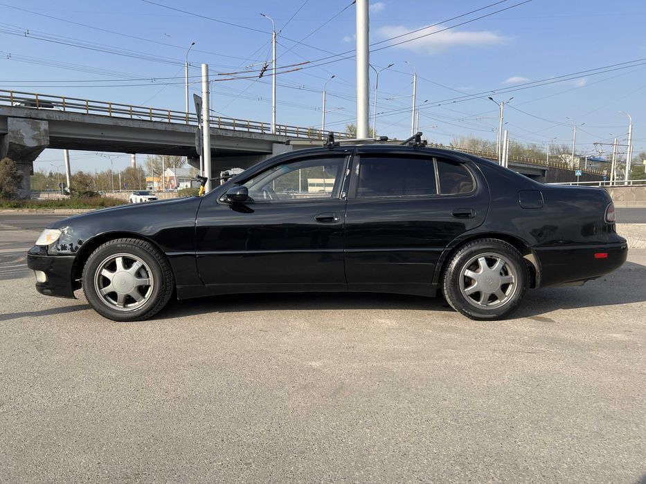 Продам Toyota Aristo 1994