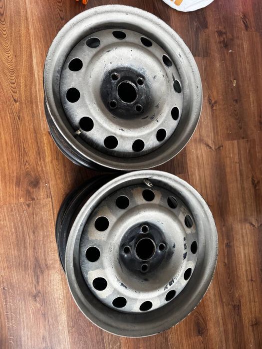 Продам штампованные диски R15