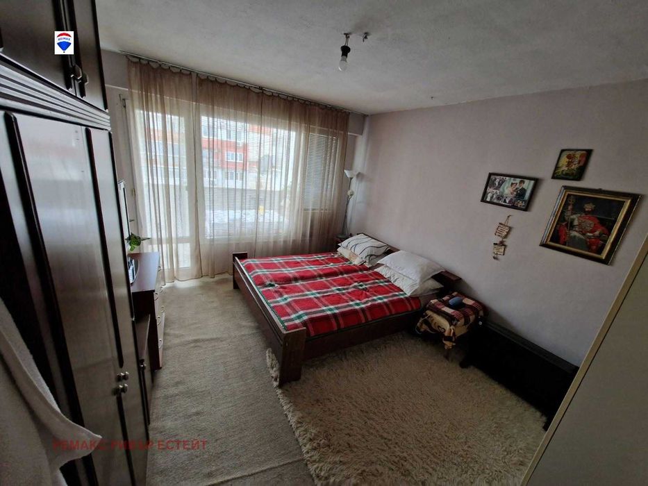 Продава се Тристаен апартамент в Русе, Чародейка - Юг - 80 кв.м за 1124 €/кв.м - Снимка #1