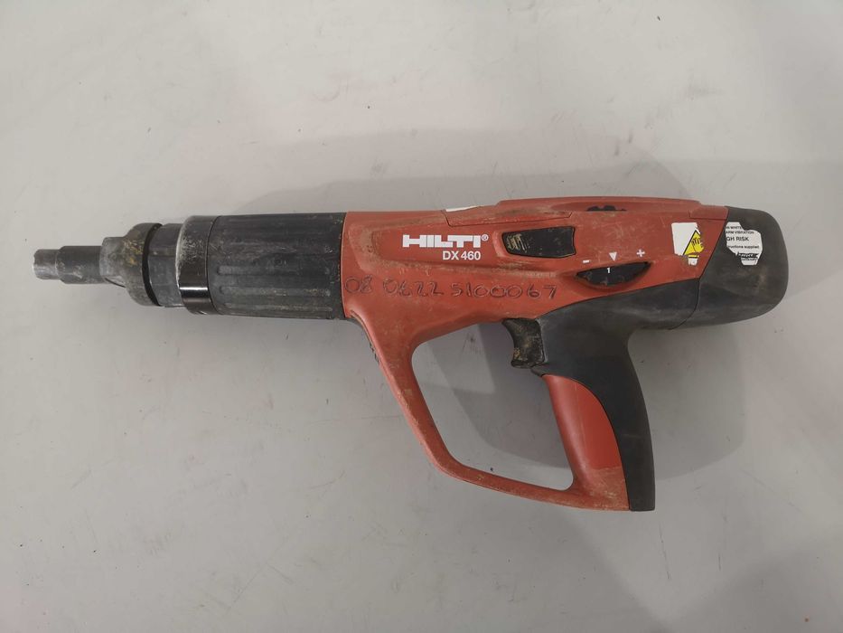 Пистолет за пирони - Hilti DX460