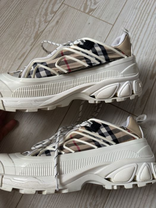 Burberry arthur - 44 номер