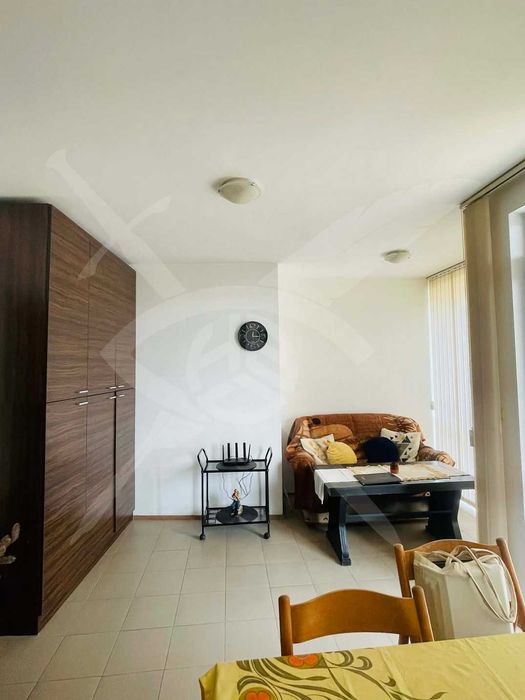 Дава се под наем Двустаен апартамент в Варна, Център - 62 кв.м за 398.82 € - Снимка #1