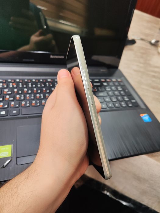 Samsung Galaxy A53 5G 6/128 GB ideal Polniy komplekt arzon narxda