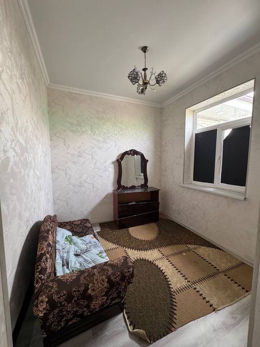 Яшнабод тумани,  Сув бўйи кўчасида 3 хонали уй сотилади