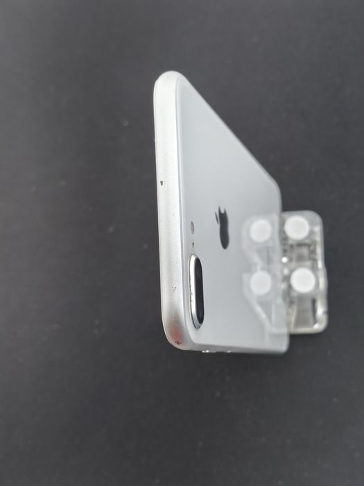 Apple iPhone 8 Plus 64 GB-vjf319