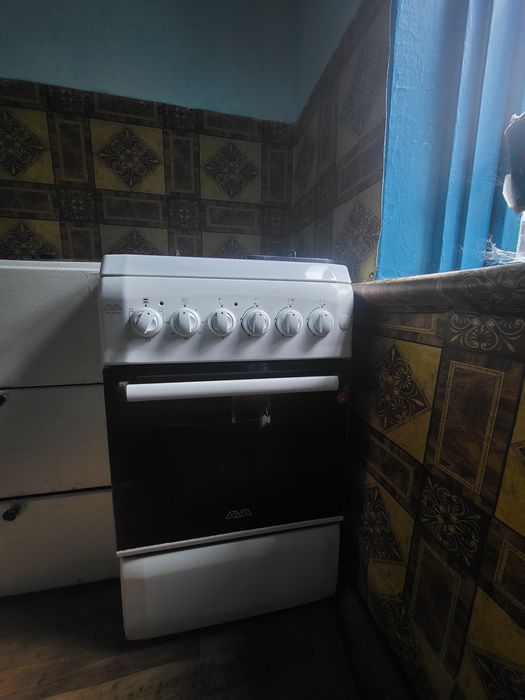 Газ плита Beko с духовкой