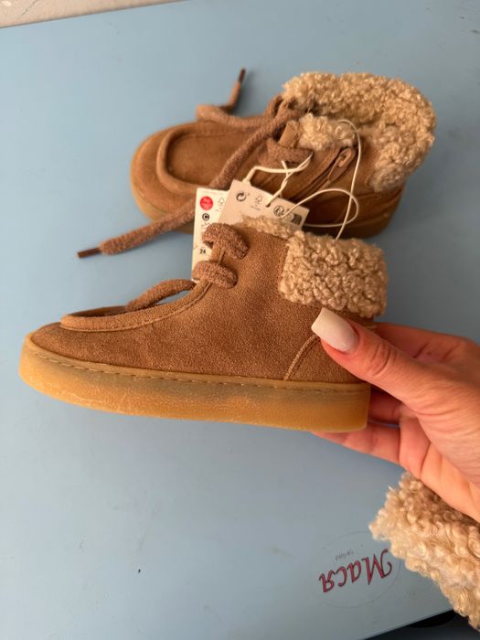 Детски бежови обувки боти кожа ZARA 24 размер