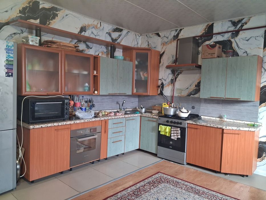 Кухонный гарнитур сатылады,