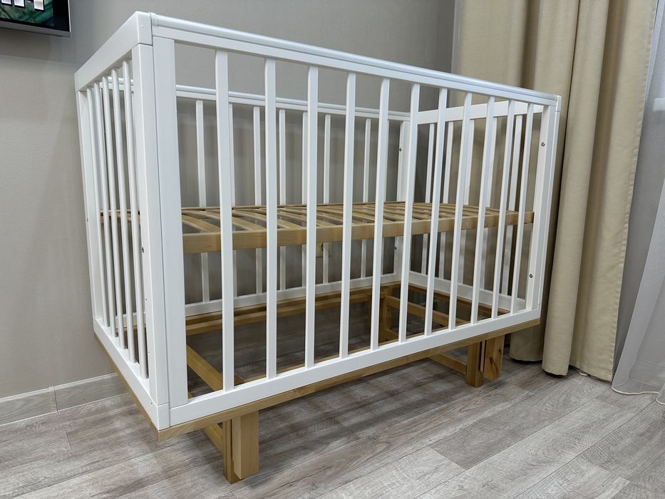 Детская кроватка MowBaby Lilla