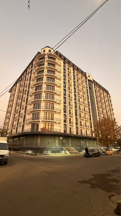 Продается квартира в ЖК obi hayot 54.06 кв срочно