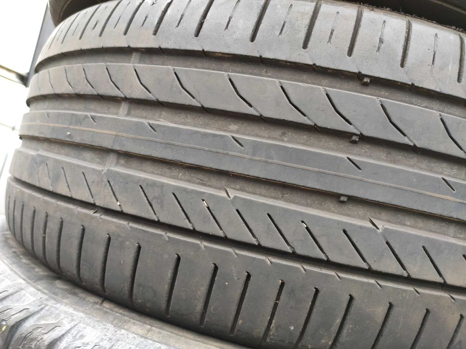 2бр Летни гуми 235 45 19 - Continental