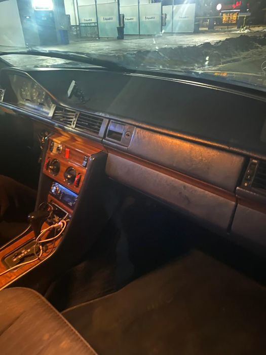 Мерседес Бенс продам