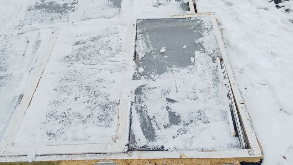 Продам Б/У пластиковые окна