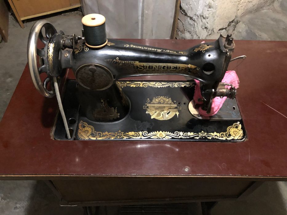 Шевна машина Singer