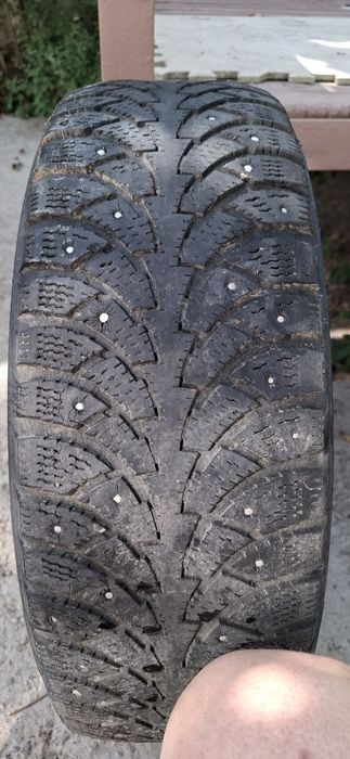 Продам комплект зимних колёс