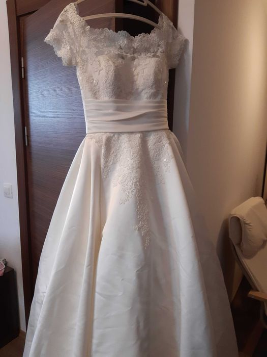 rochie de mireasa 2015