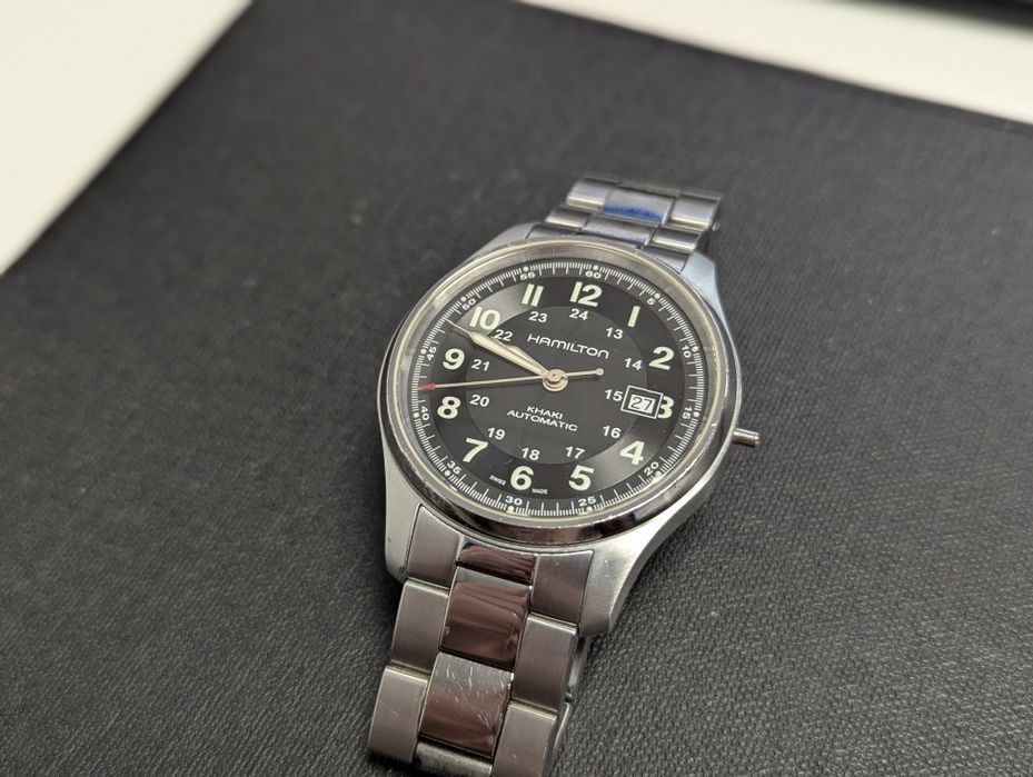 Hamilton Khaki Field Titanium часы