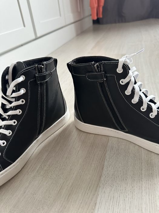 Кеды кожанные демисезонные