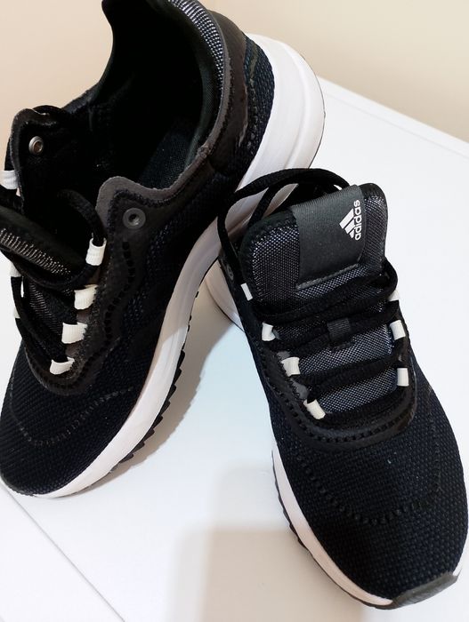 Маратонки Adidas