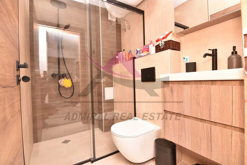 Продава се Тристаен апартамент в Варна, Възраждане 3 - 80 кв.м за 2563 €/кв.м - Снимка #6