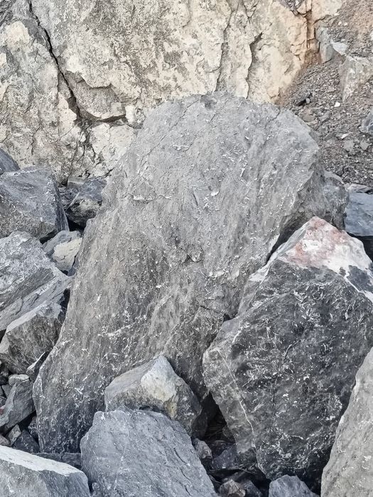 Тау тас Горный камень