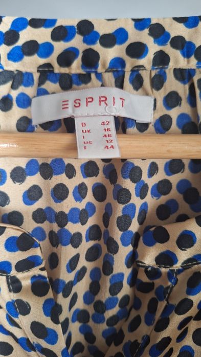 Vând bluză subțire damă, material foarte fin, mărimea 44