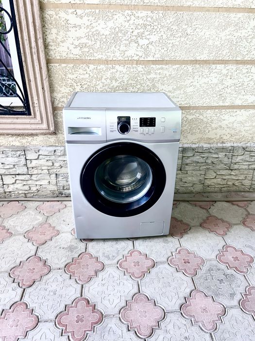 Продам стиральную машинку