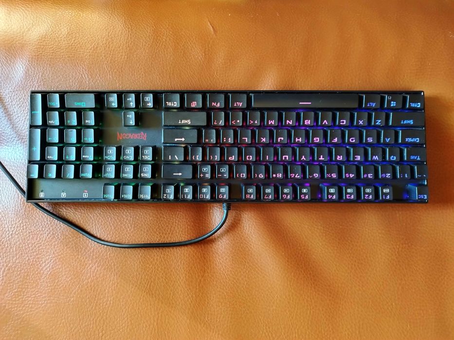 Геймърска Клавиатура Redragon K551 MITRA RGB Червени switch-ове