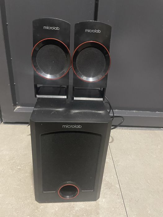 Продам колонки Microlab