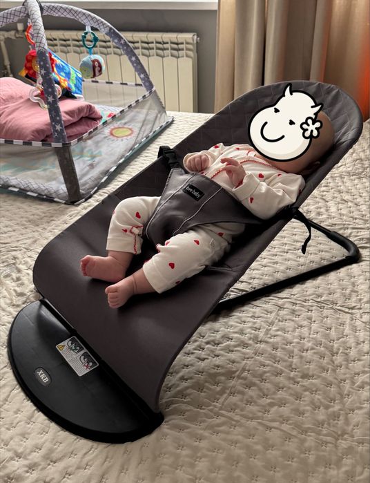 Шезлонг новый серый