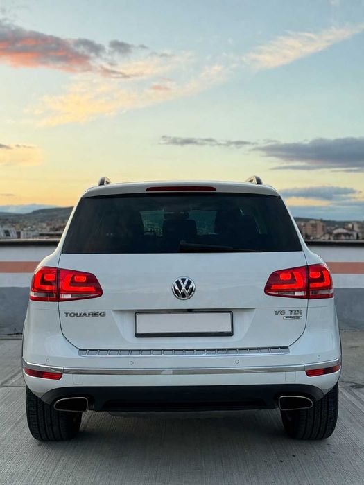 VOLKSWAGEN Touareg 2017 — imagine 3