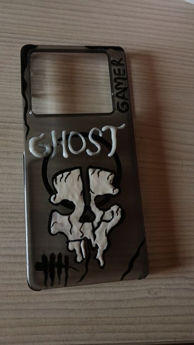 Huse personalizate 
Pentru orice