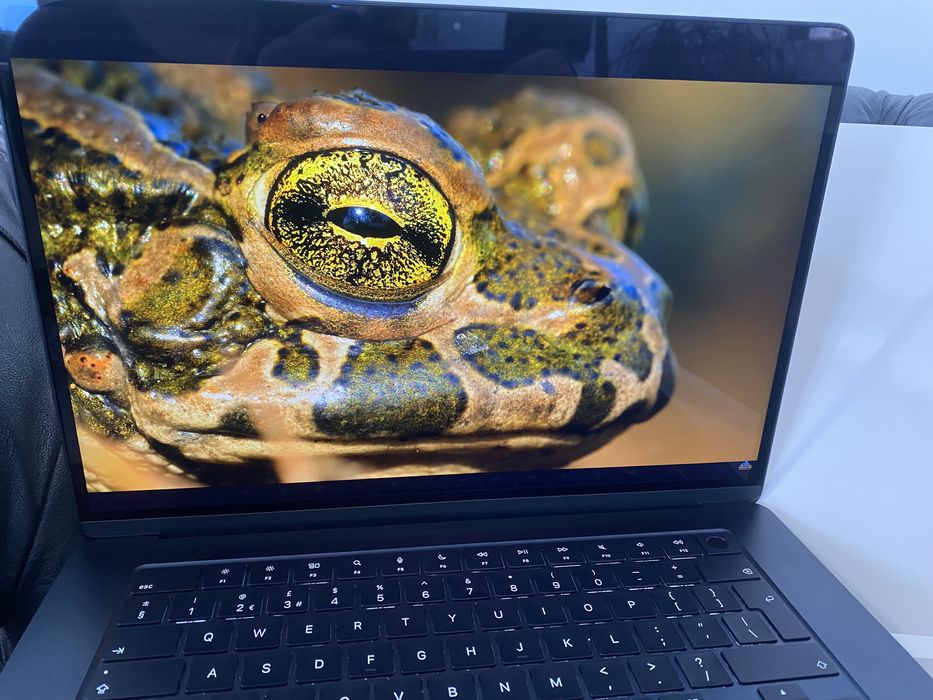 MacBook Air M4 15-inch/ 256 Gb / Midnight