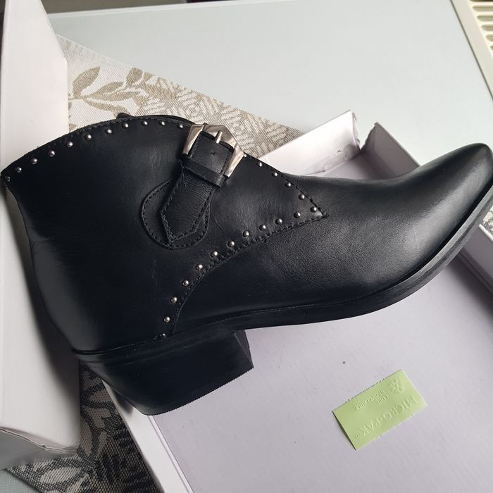 Ghete dama, marime 39