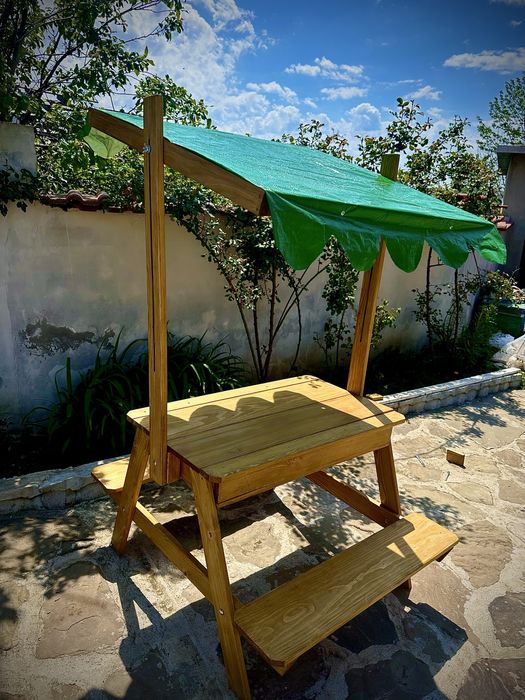 Детска масичка с пейка и пясъчник