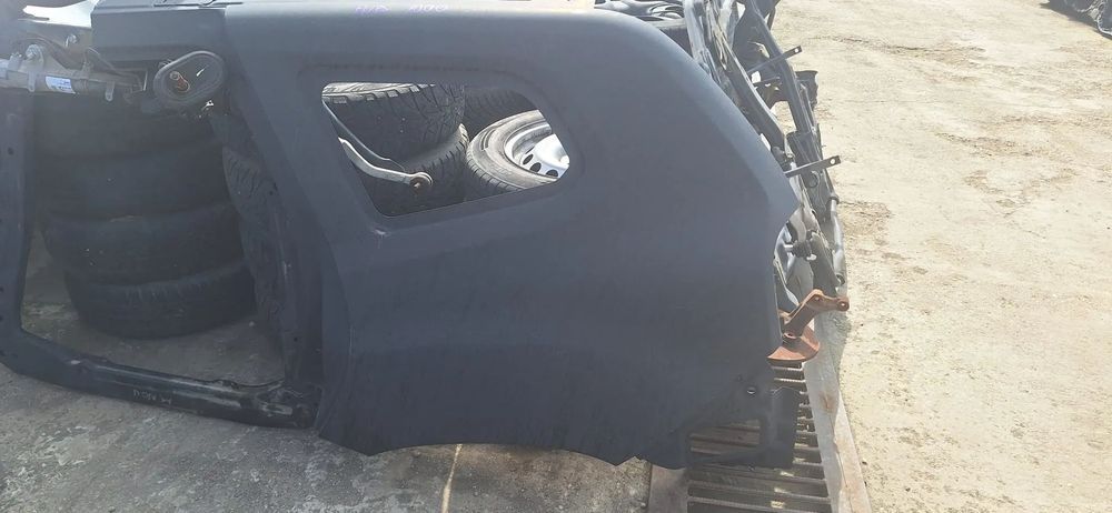 aripa stanga dacia duster hjd