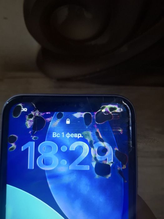 iPhone 11 srochni sotiladi pul kerek