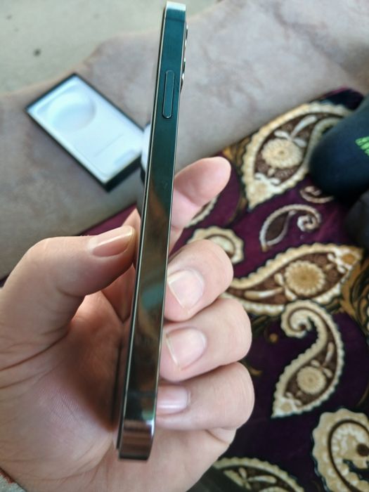 iPhone 12pro kak yangi