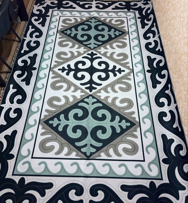 Палас с узорами