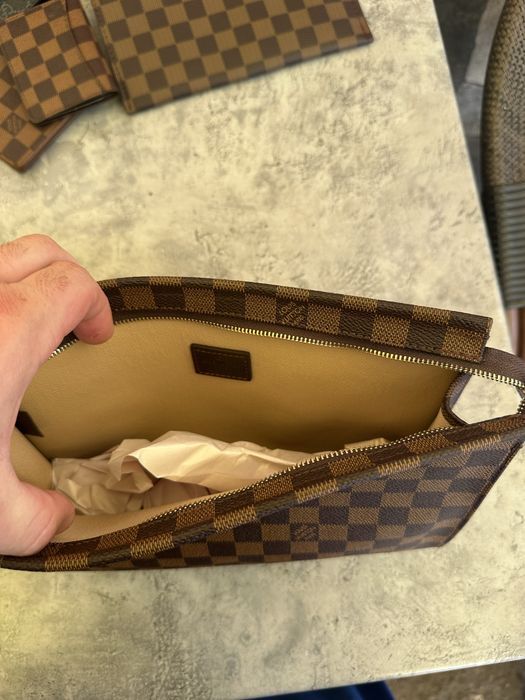 Мъжки клъч чанта louis vuitton портфейли guess
