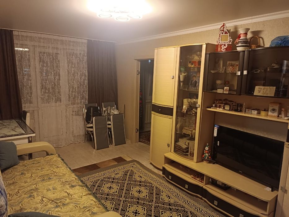 Продам 2ком. Квартиру около Роддома