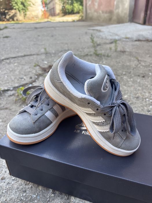 Vand adidas campus , marimea 32( int 19,5)
